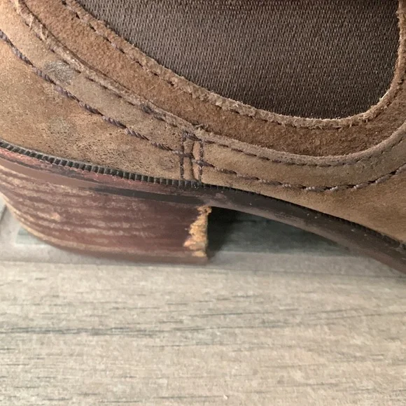 Ugg boots - Picture 3 of 11